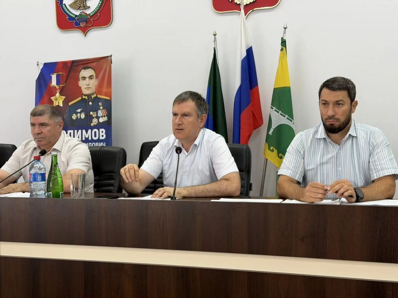 В Сулейман-Стальском районе обсудили подготовку к выборам и обеспечение безопасности