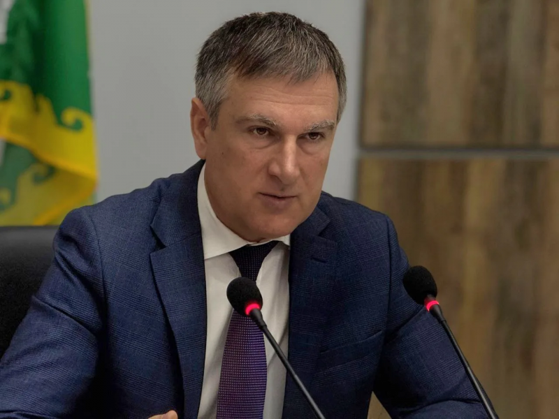 Саид Темирханов поздравил жителей Сулейман-Стальского района с Днем Весны и Труда